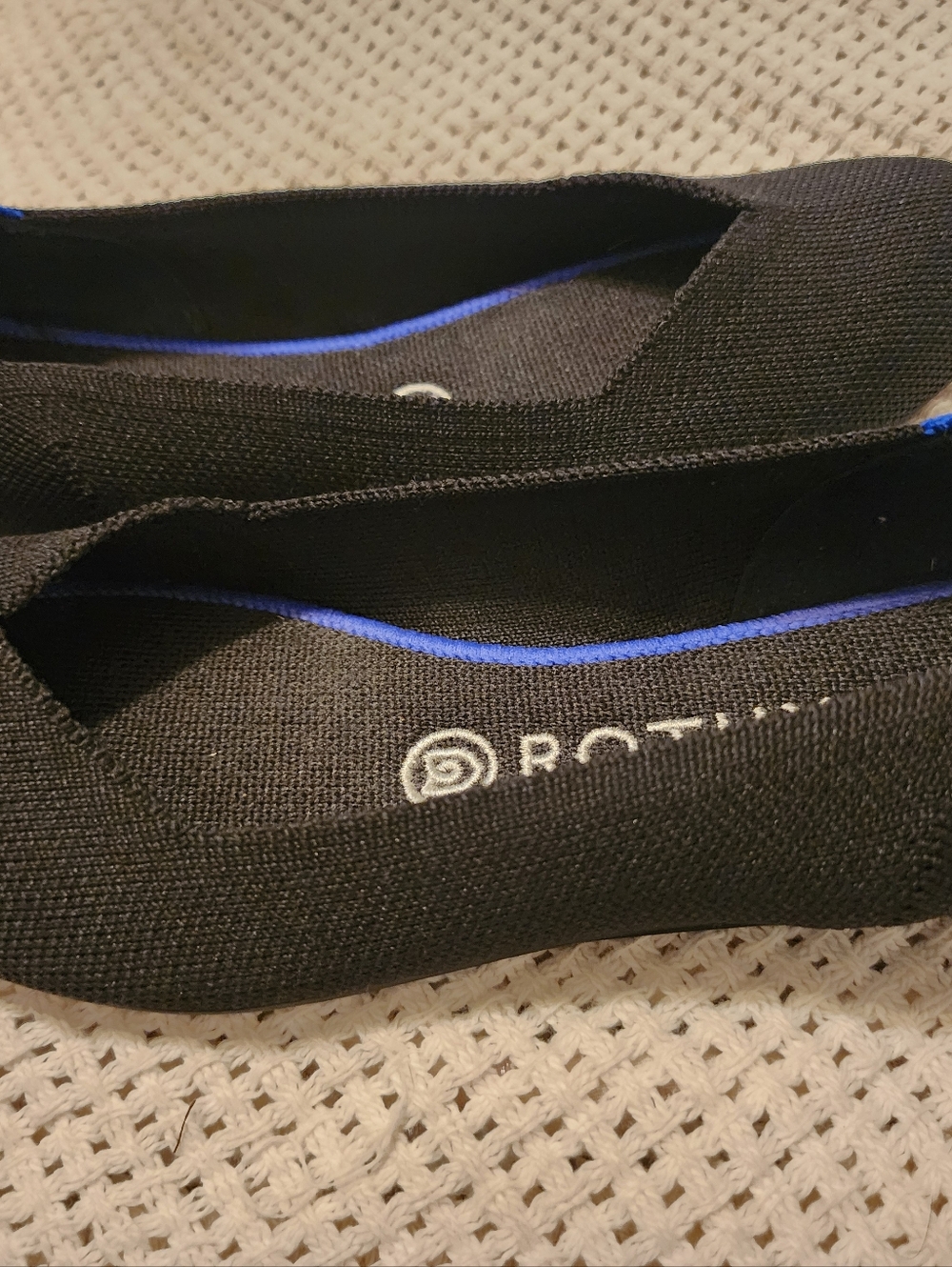 rothys size 7.5 flats - Picture 3 of 3